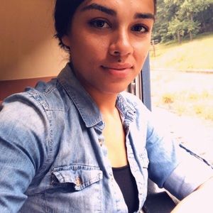 Meet your Posher, Jackie